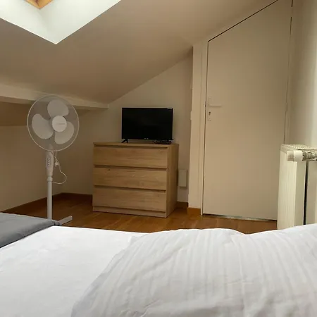 Maison Paisible Avec Piscine *